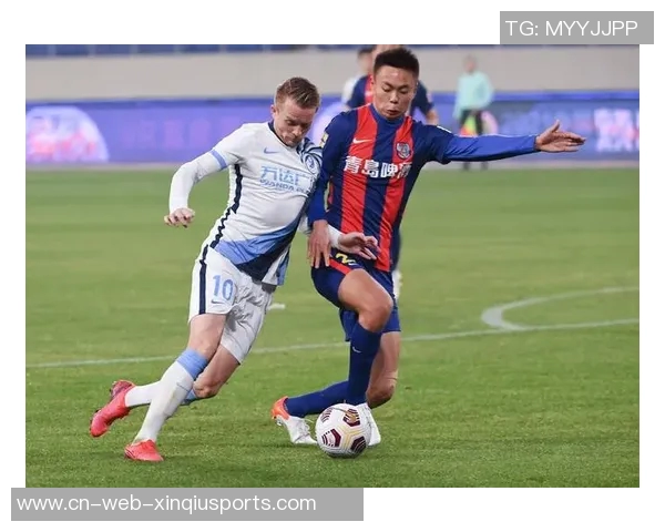 青岛与大连的足球对决谁能在赛场上笑到最后精彩赛事前瞻与分析